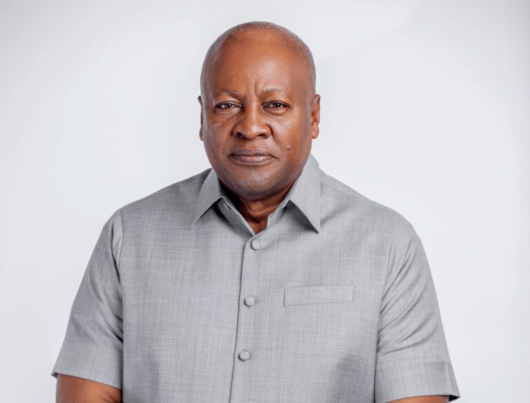 Ghana: John Dramani Mahama promet relancer l’économie